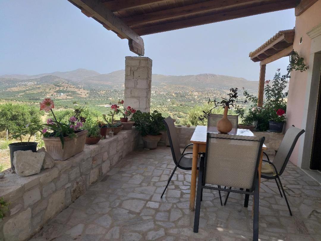 Kritamos Villa & Apartments Kamilári Kültér fotó