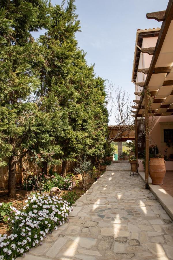 Kritamos Villa & Apartments Kamilári Kültér fotó