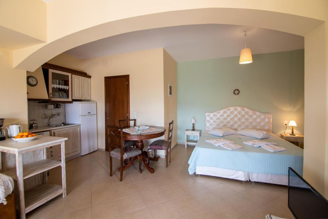 Kritamos Villa & Apartments Kamilári Kültér fotó