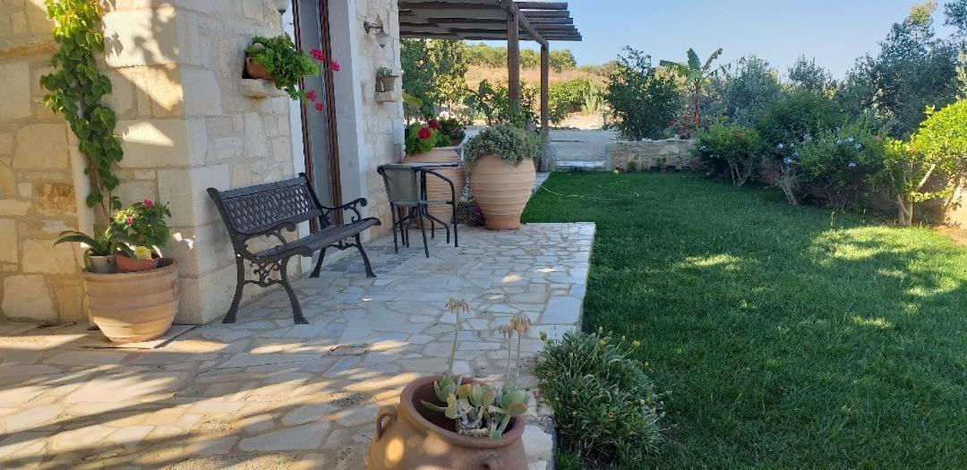 Kritamos Villa & Apartments Kamilári Kültér fotó