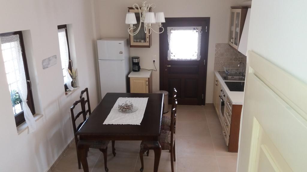 Kritamos Villa & Apartments Kamilári Kültér fotó